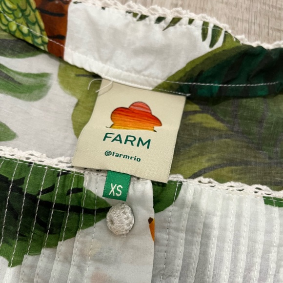 Farm Rio crop top XS - Picture 2 of 4